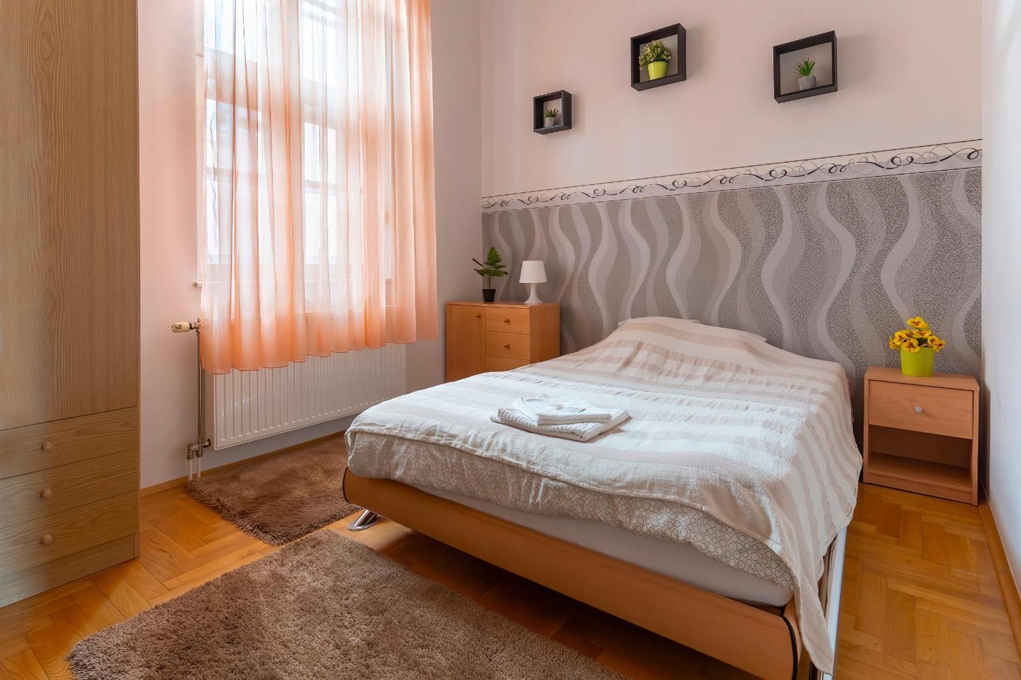 Tomka Apartman Szeged Eksteriør bilde