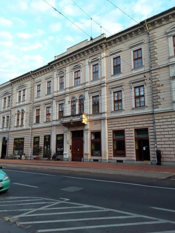 Tomka Apartman Szeged Eksteriør bilde